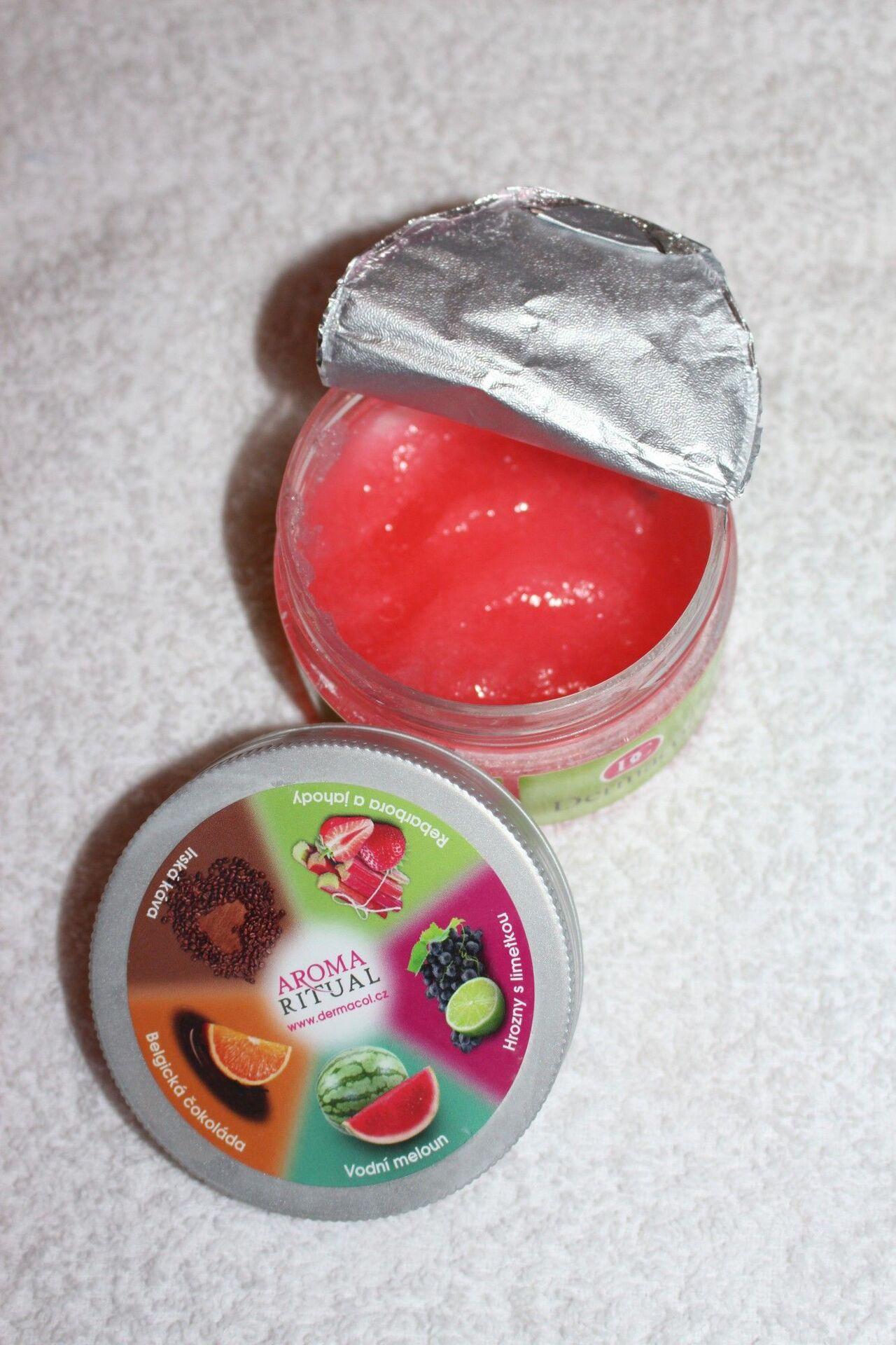 Juicy Body Scrub Rhubarb and Strawberry